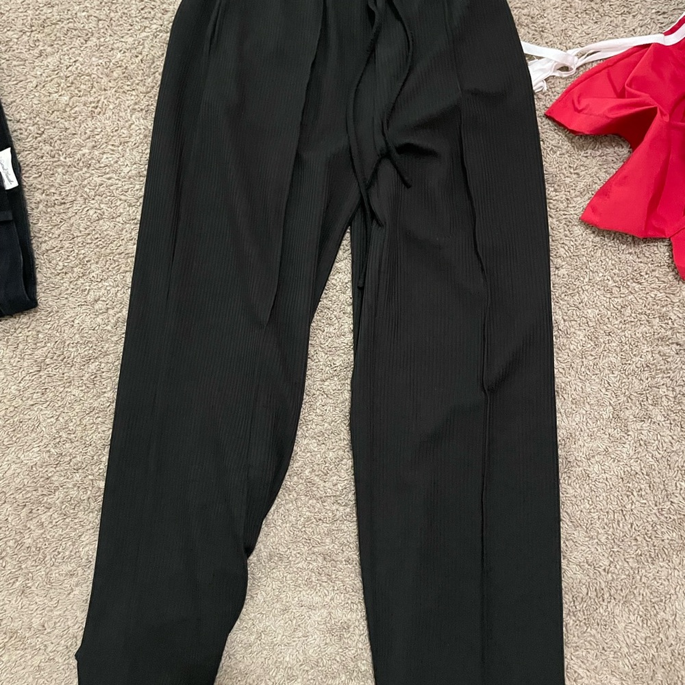 Cider Women’s Black Ribbed Joggers